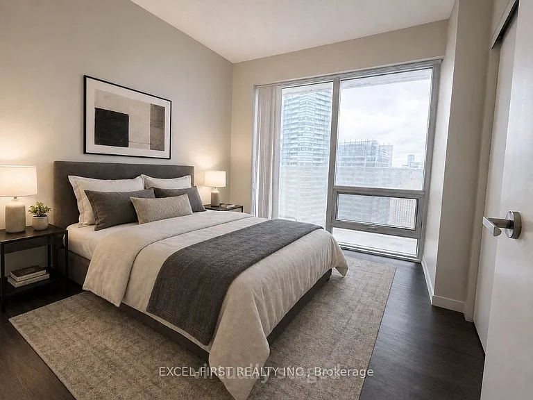 88 Harbour St #3704 — Photo 8