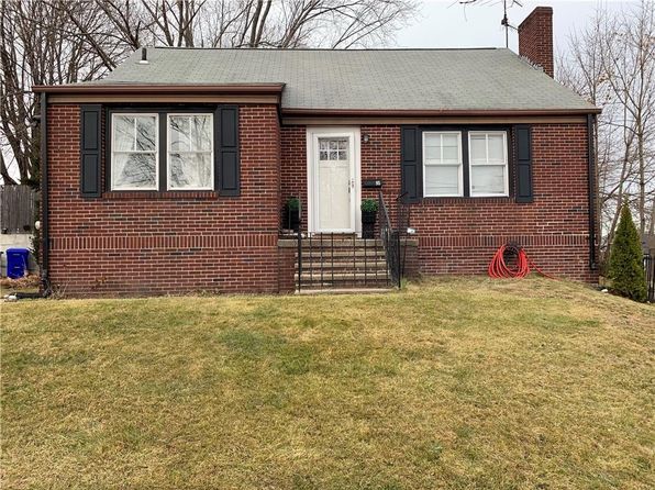 95 Varnum Ave, Pawtucket, RI 02860