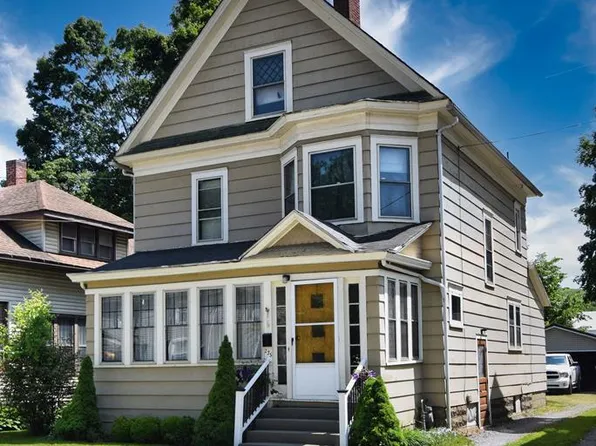 235 Grant St, Franklin, PA 16323
