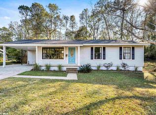 702 Johnson Ave, Fairhope, AL 36532