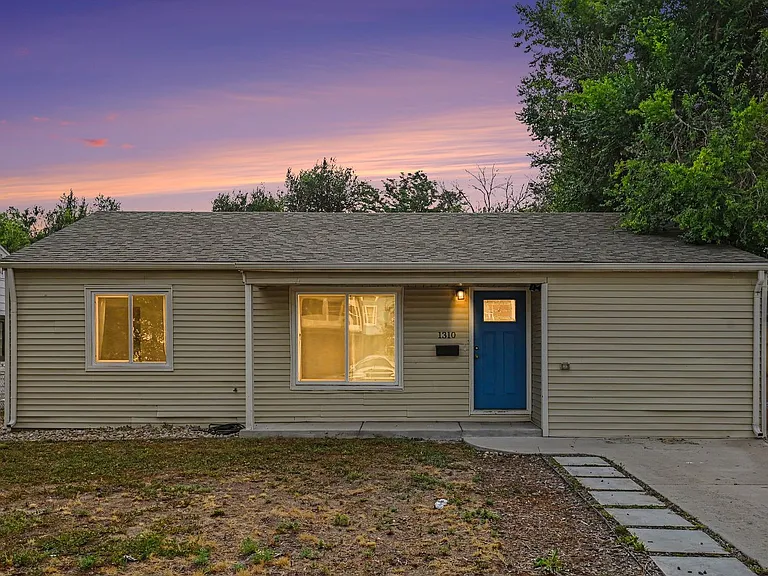 1310 Alton St — Photo 2