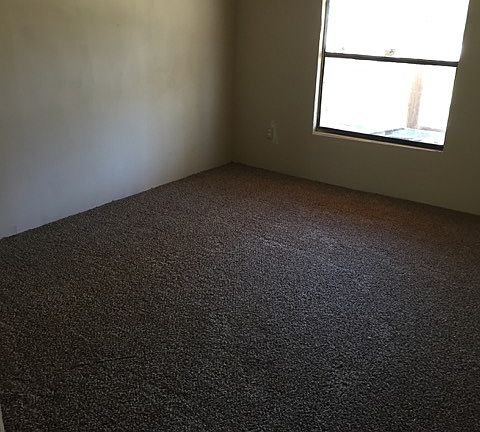 4th image of 90 Rock Springs Lake Dr
