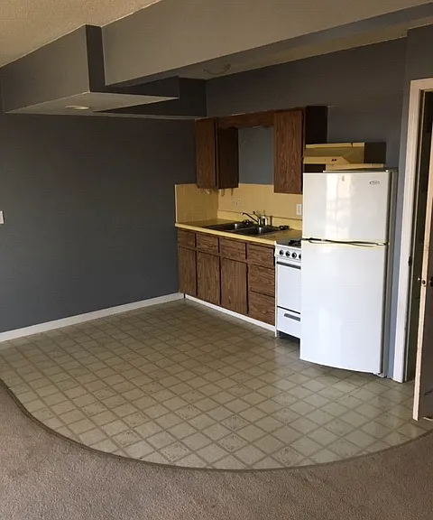 950 Sherman St #4 — Photo 1