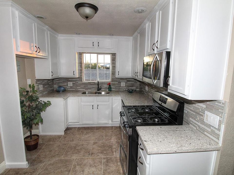 1st image of 692 S Smythe Dr