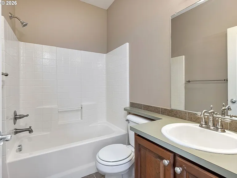 830 NW Council Dr — Photo 22