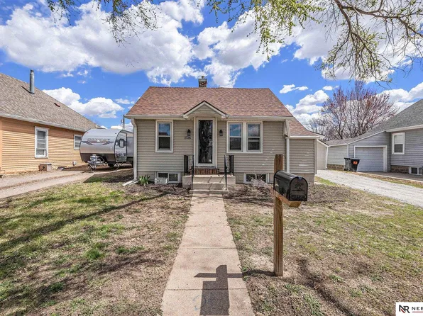 1726 N Union St, Fremont, NE 68025