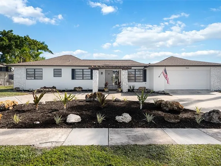 955 Iris Ct — Photo 28