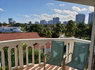 3199 S Ocean Dr #507, Hallandale Beach, NY 33309