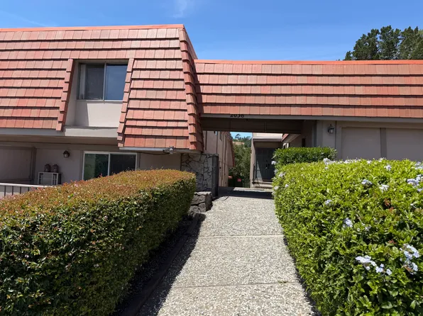 2036-2038 Ascot Dr #D, Moraga, CA 94556