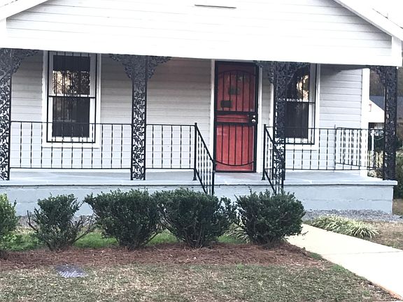 3rd image of 1002 37th Ave