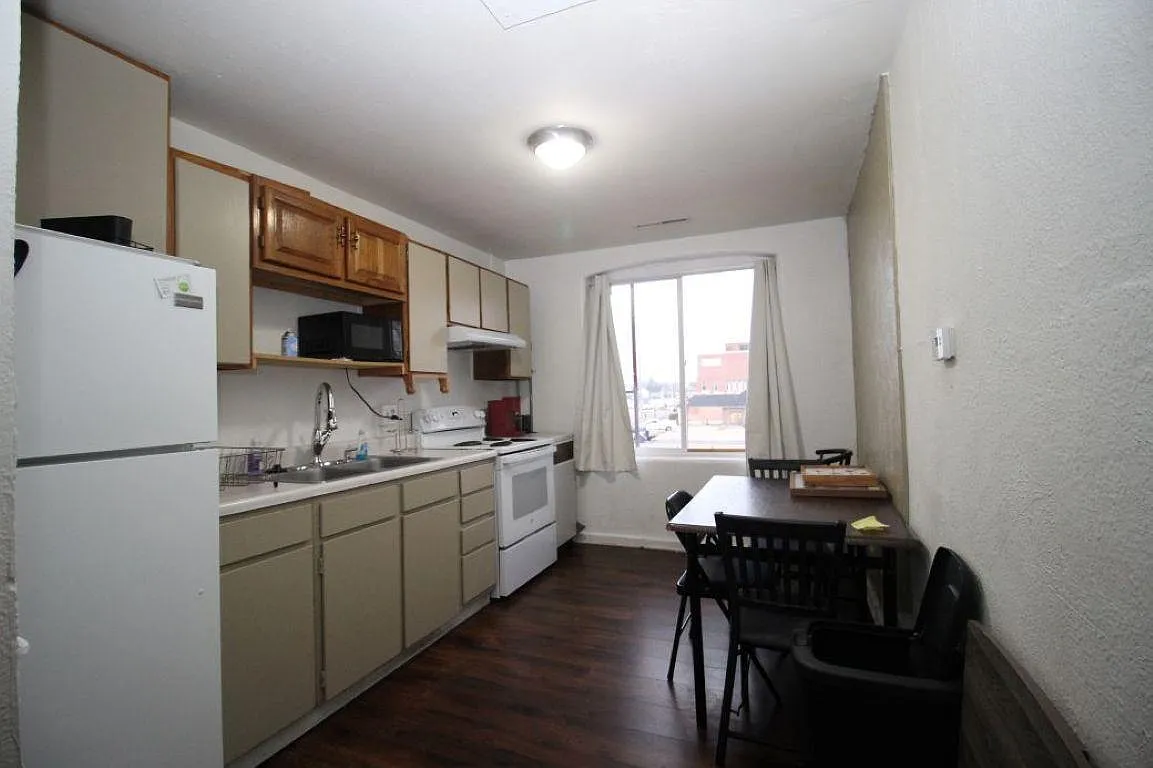 1 bed, 550 sqft, $650 — Photo 2