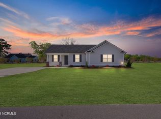 51 Beaver Tavern Dr, Benson, NC 27504