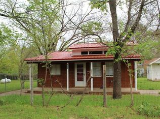 7046 Camp St, Azle, TX 76020