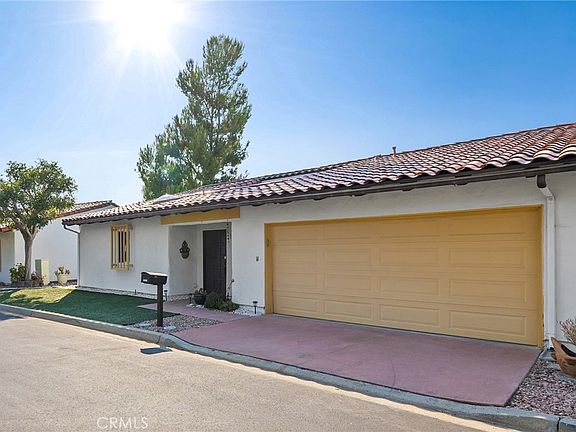 4th image of 1232 La Paloma Gln