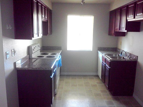 5th image of 4310 Sandy River Dr Unit 50