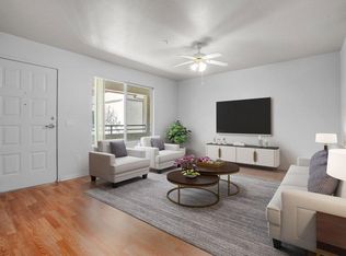 234 W Kalmia St, Fallbrook, CA 92028