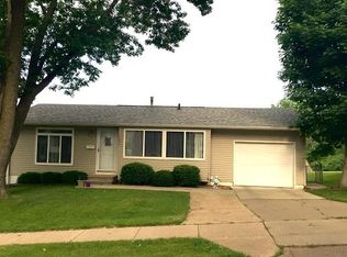 1860 Key Way, Dubuque, IA 52002