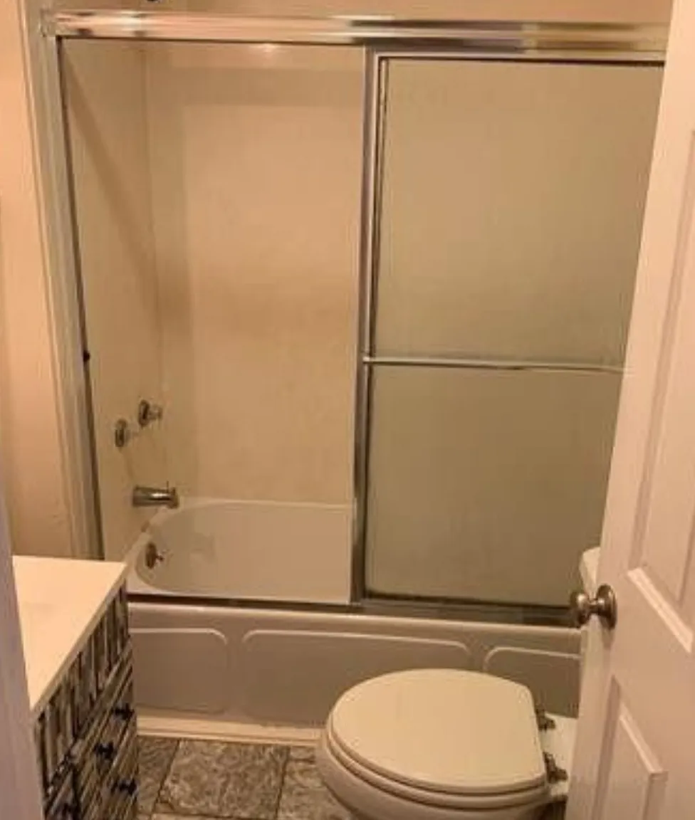 2 bed, 880 sqft, $1,350 — Photo 4