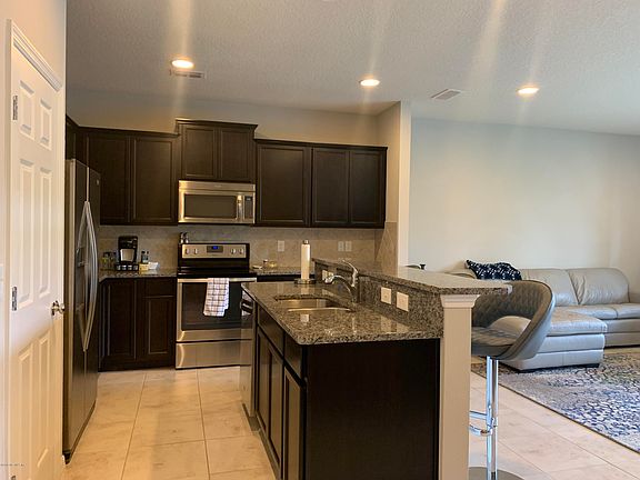 5th image of 7027 Beauhaven Ct