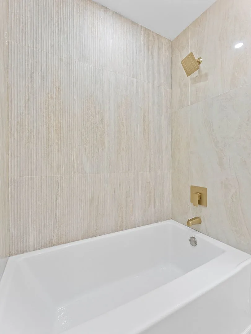 Newly Renovated 3BR Home in Lawnside with Designer Kitchen, Modern Bath & Huge Yard — Photo 4