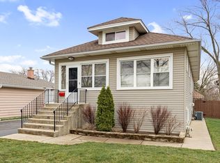 15 N Addison Rd, Villa Park, IL 60181