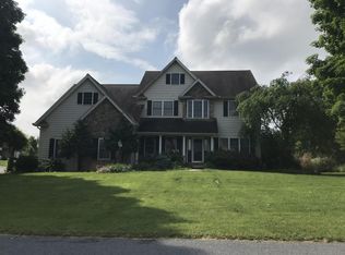 213 Beechwood Ln, Chambersburg, PA
