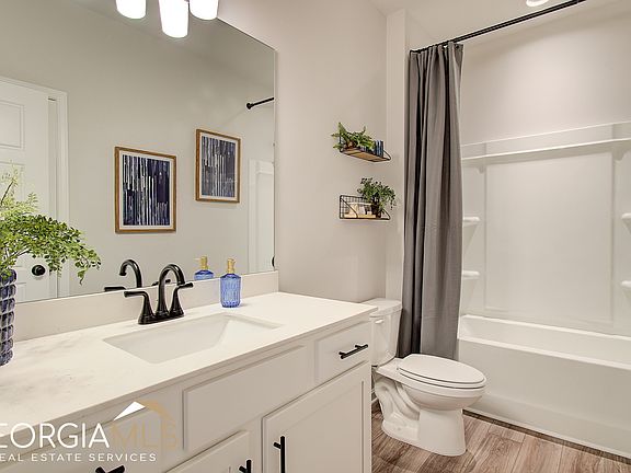 3rd image of 1782 Dove Creek Cir