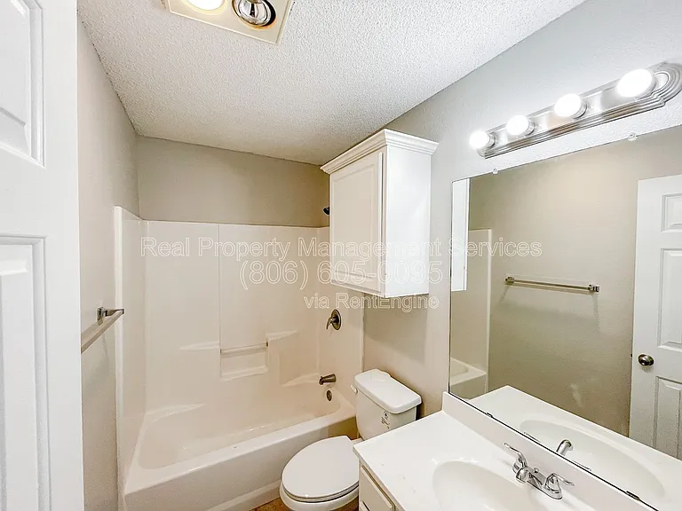 621 N Elkhart Ave #B — Photo 10