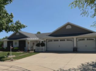 3603 Brook Ridge Cir, Champaign, IL 61822