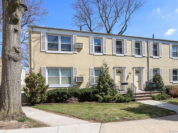 4th image of 252-19 72nd Ave #164B