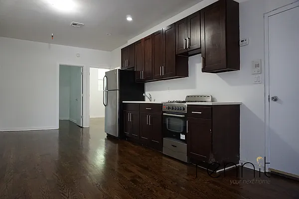 Rented by Rennit Inc. | media 11