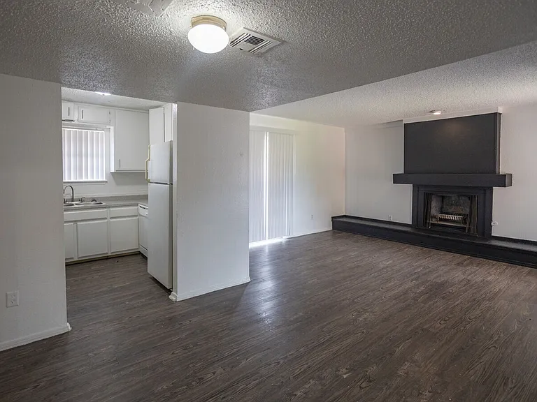 Ashley Park Estates — Photo 10