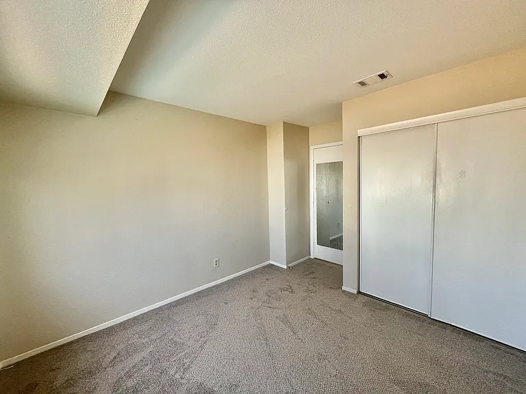 2929 Domino Way — Photo 34