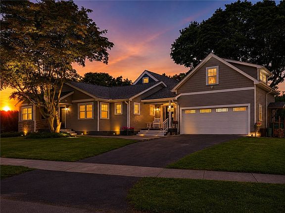 2nd image of 108 Mayflower Dr