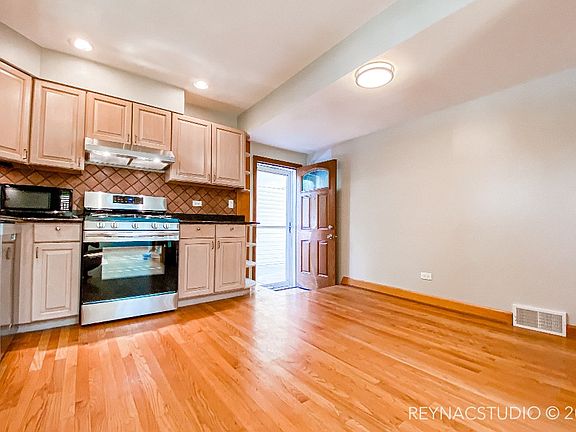 5th image of 7503 W Foster Ave