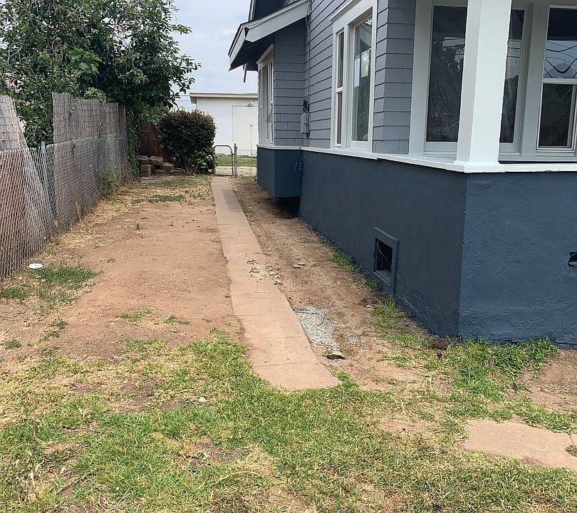 1st image of 1427 Roosevelt Ave
