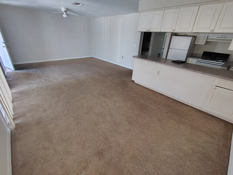 7113 Congress St #201 — Photo 11