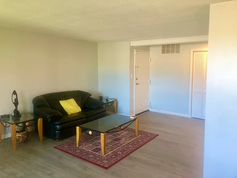 3331 Huntley Square Dr #C1 — Photo 2