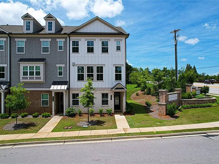 307 Danville Ave — Photo 49