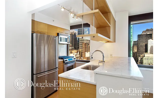 Rented by Douglas Elliman | media 38