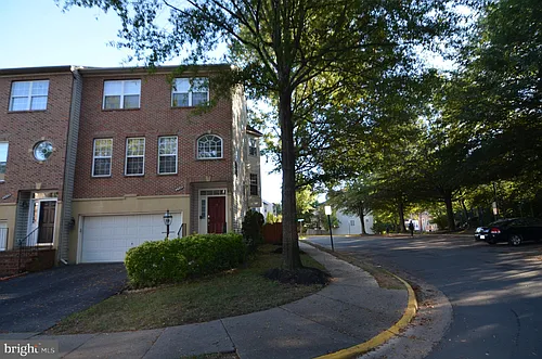 2946 Saxon Flowers Dr Photo 1