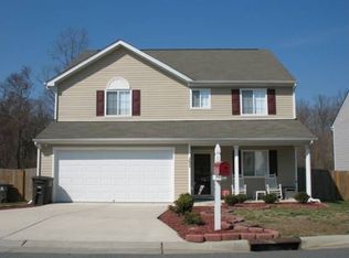 2632 Ninfield Dr, Winston Salem, NC 27103