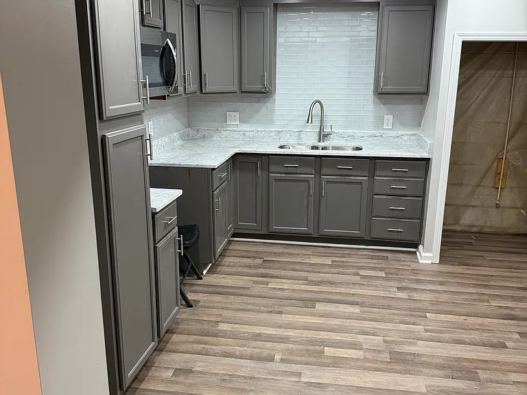 110 Birchwood Rd — Photo 5