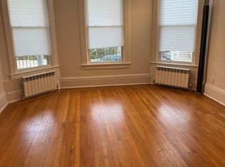 25 Elinor Pl APT 1, Yonkers, NY 10705