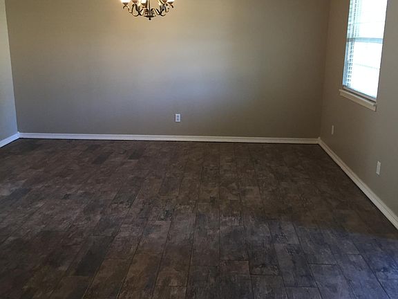 4th image of 2766 N Boxwood Dr