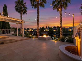 33 Peninsula Court, Napa, CA 94559
