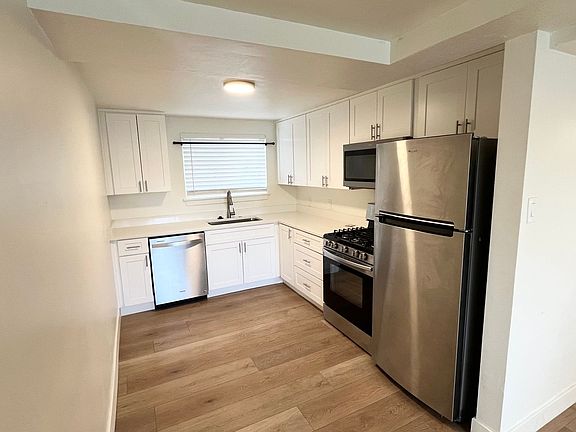 3rd image of 660 S 800 E APT 2