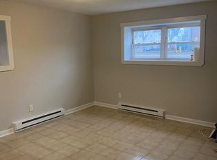 204 Neponset Valley Pkwy #A2, Hyde Park, MA 02136