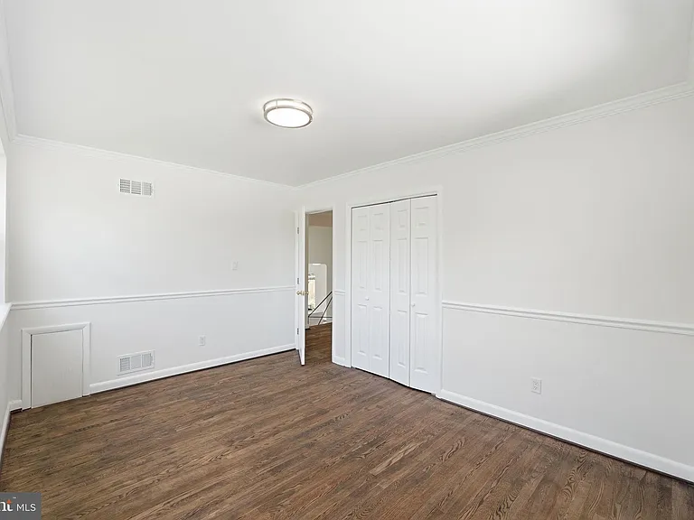 9831 Singleton Dr — Photo 19
