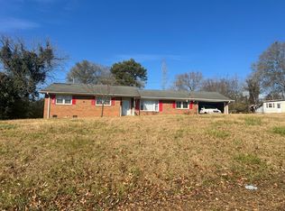 229 Sandifer Rd, Spartanburg, SC 29303